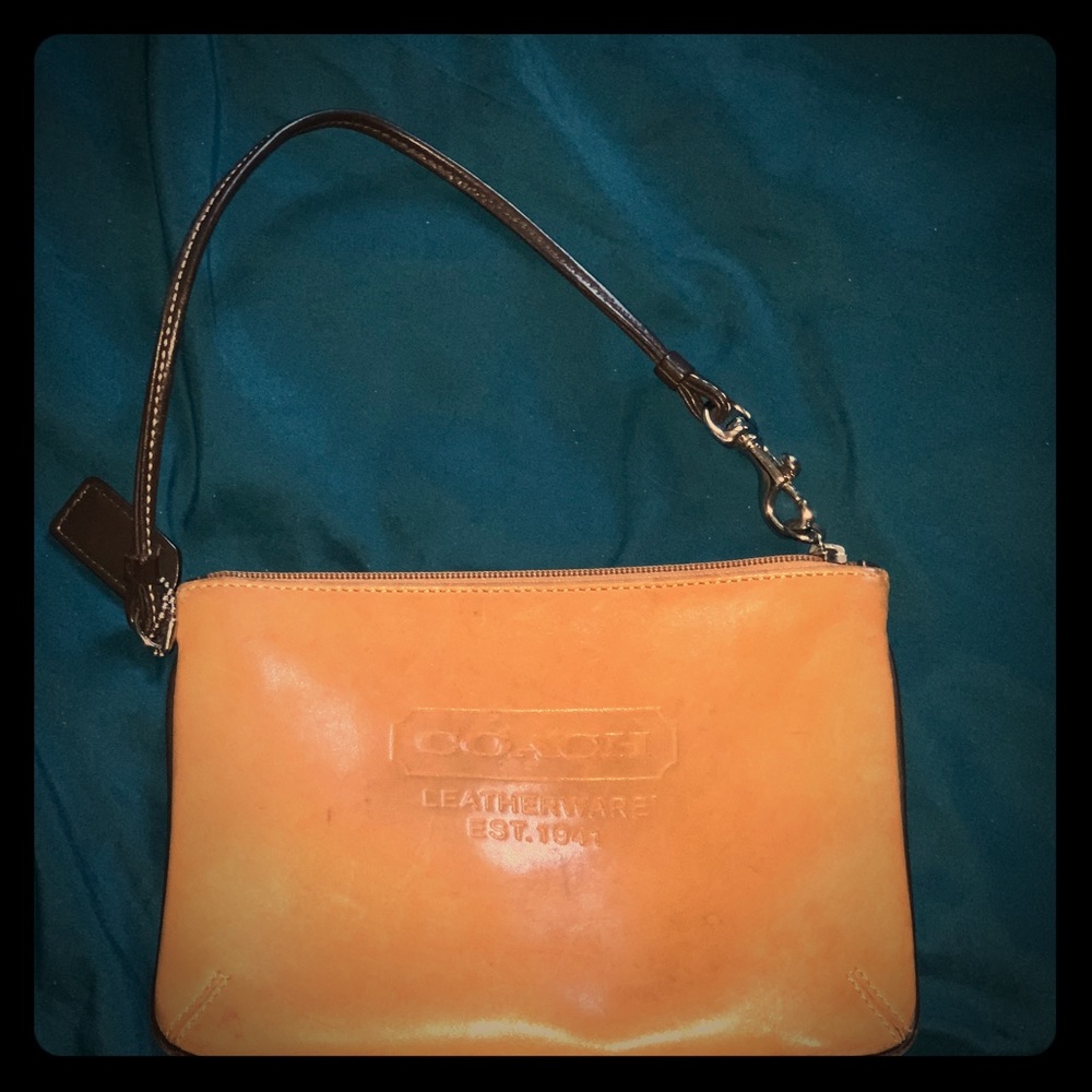 COACH LEATHERWARE WRISTLET EST. 1941